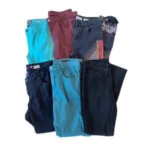 Lot of 6- bulk womens colored jeans
